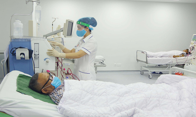 Vì sao bệnh nhân chạy thận dễ dính COVID-19 và có nguy cơ tử vong cao hơn?