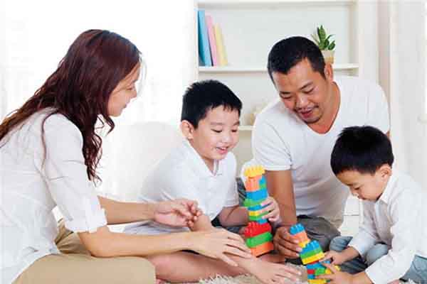 Giúp trẻ thoát khỏi việc nghiện điện thoại qua một số bí quyết sau