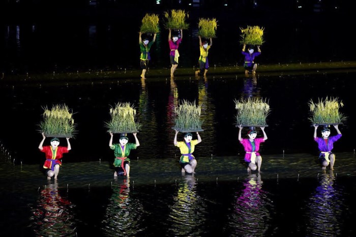 ‘Chúa đảo’ Tuần Châu kiện đạo diễn Việt Tú đòi bồi thường 6 tỷ đồng