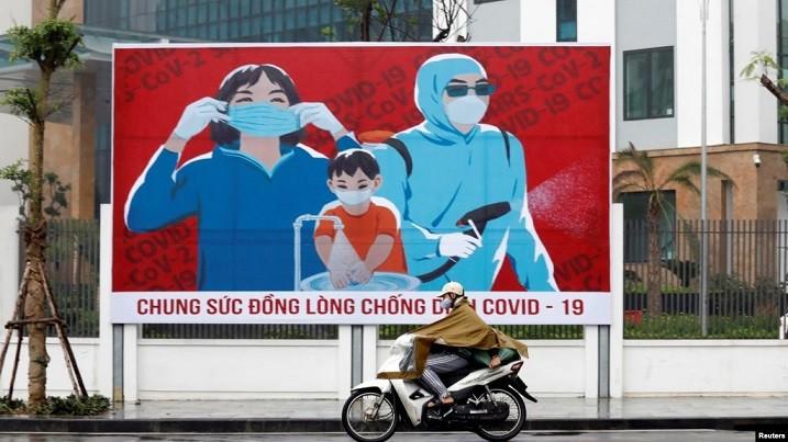 Reuters liên hệ 13 nhà tang lễ tại Hà Nội để tìm hiểu tình hình thời COVID-19