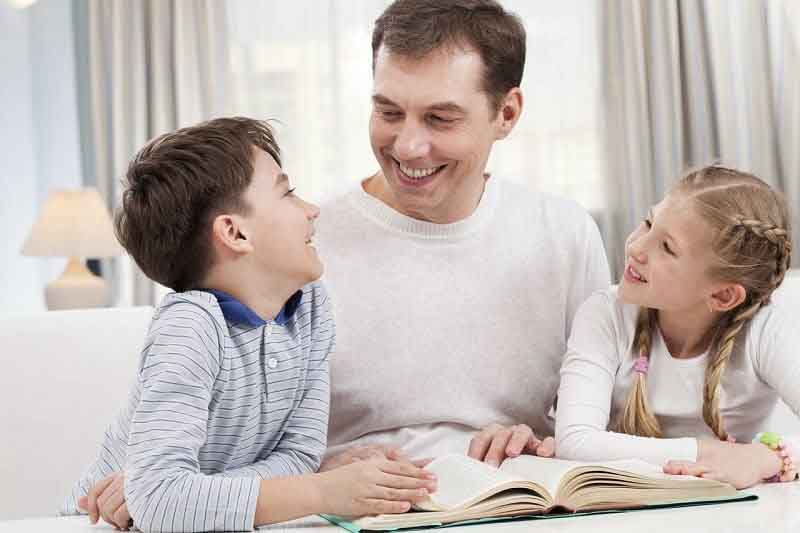 Nuôi dưỡng cảm xúc tích cực – cách cha mẹ nên làm để giúp con vượt qua sự nhút nhát