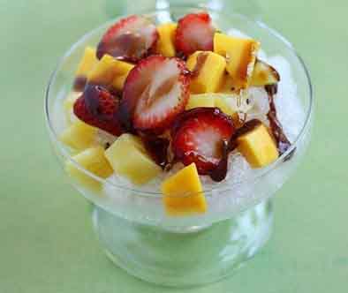 Nào cùng làm món trái cây đá bào ngon tuyệt cho ngày nắng nóng