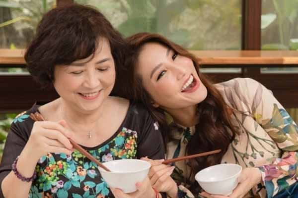 Diễm My khóc nghẹn kể về ngày tháng hiếm muộn, hết lòng vì con của mẹ