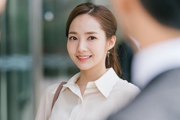 Park Min Young bị triệu tập điều tra