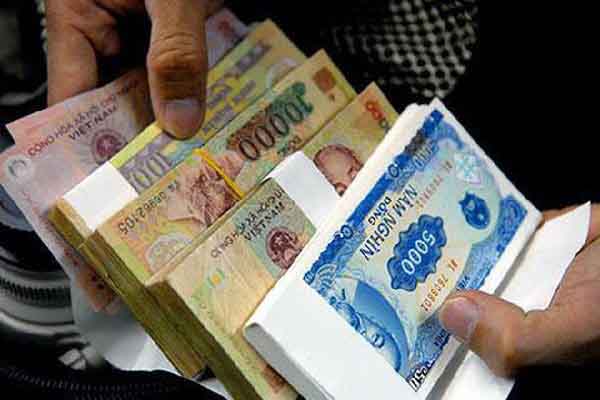 Dịch vụ đổi tiền mới đang nở rộ chợ mạng