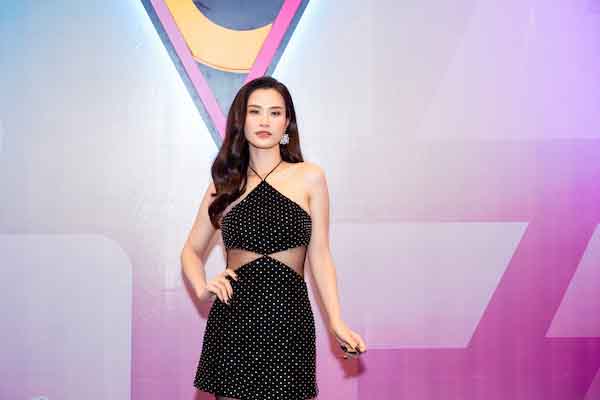 Đông Nhi nói về ‘gà nhà’ khi làm Mentor show tìm kiếm boygroup ‘Vote For Five’