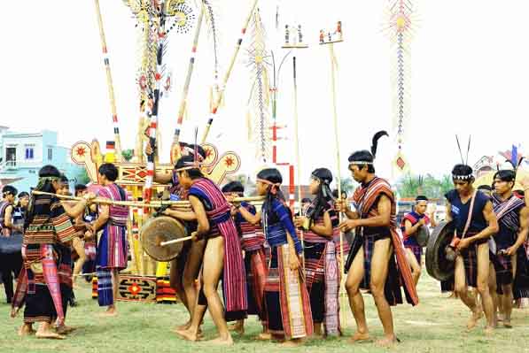 Trải nghiệm Festival văn hóa cồng chiêng Tây Nguyên 2018