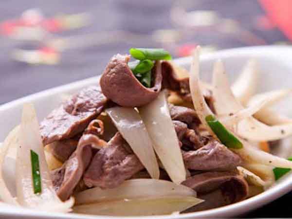 Củ hành tây có lợi cho sức khỏe như thế nào?