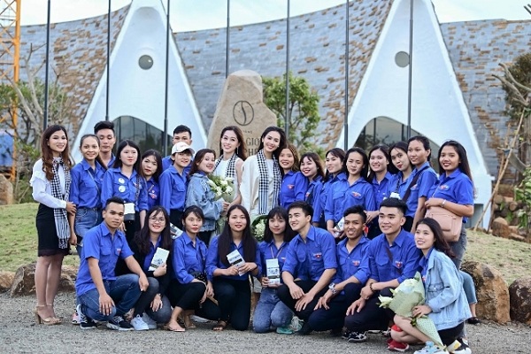  “Hành trình Từ Trái Tim” khởi hành đến với vùng núi cao