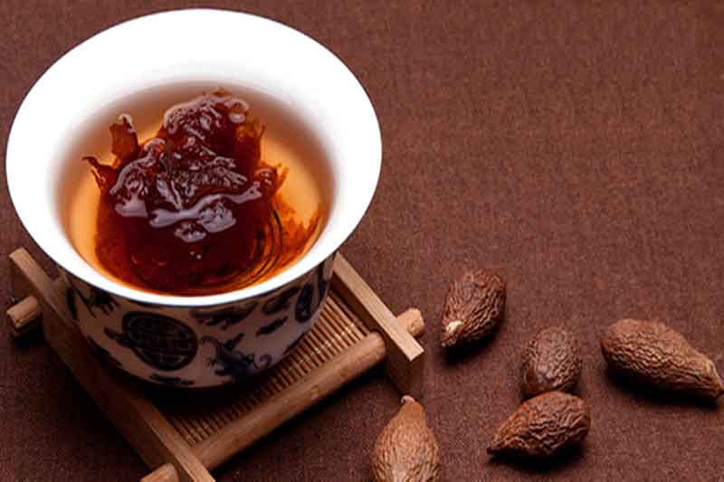 Video: Trị gai cột sống, táo bón, nóng trong từ hạt đười ươi