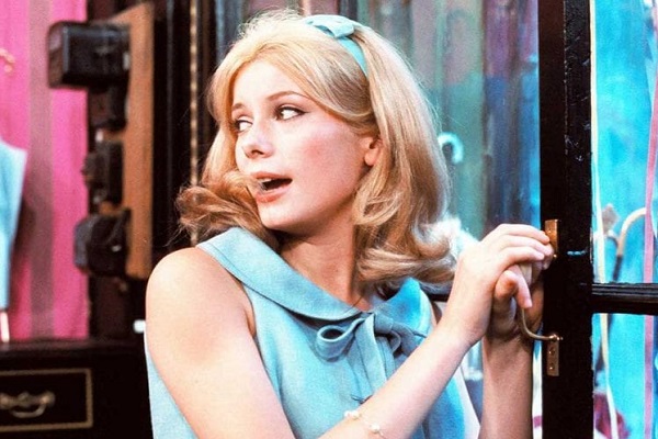 Những ngôi sao Hollywood sở hữu vẻ đẹp vượt thời gian (P.2)