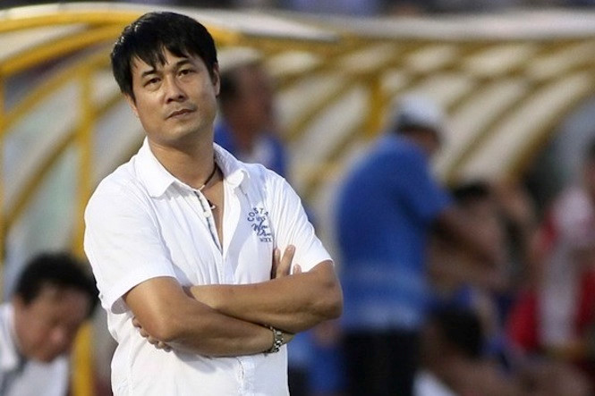 Cầu thủ CLB TPHCM  ‘đá láo’, Nguyễn Hữu Thắng gửi lời xin lỗi người hâm mộ