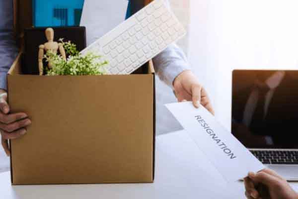 Học được điều gì từ văn hóa thôi việc của người Nhật Bản?