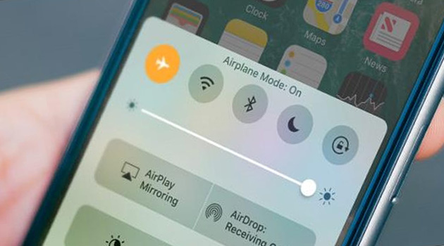 Apple nhận sửa miễn phí iPhone 7 bị lỗi không nhận sóng sau khi tắt chế độ máy bay