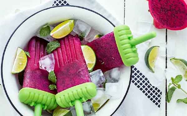 Kem thanh long lạ miệng, đẹp mắt