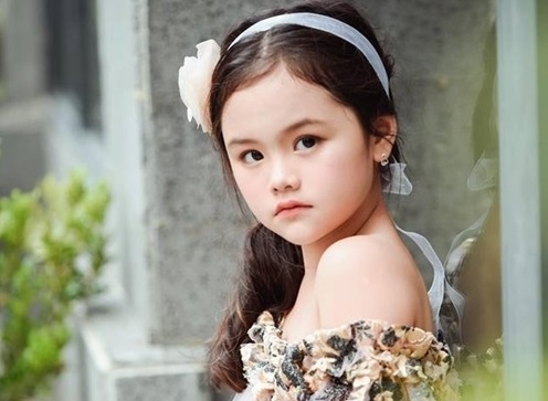 Biên tập viên Bạch Phương Lan muốn… gả con gái cho danh thủ Văn Lâm