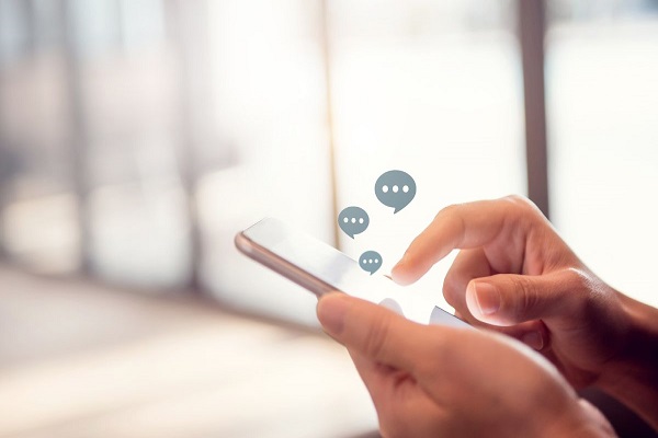 Kiếm tiền nhờ vào việc trò chuyện với người lạ qua mạng