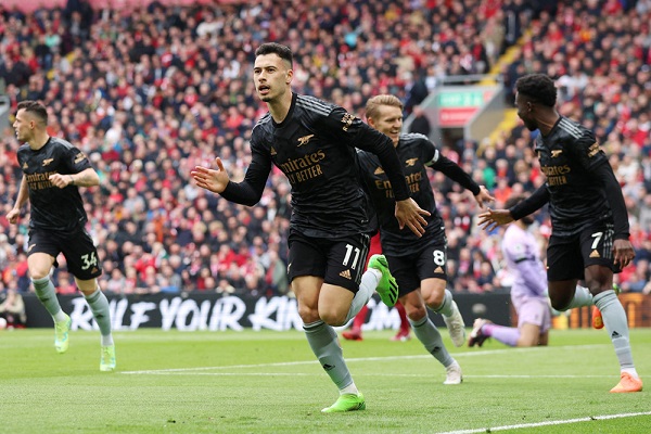 Dẫn trước 2 bàn, Arsenal vẫn bị Liverpool cầm hòa