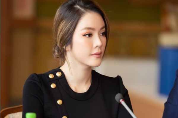 Phản ứng khán giả khi Lý Nhã Kỳ chia tay: “Đàn bà quá thành công khó hạnh phúc”