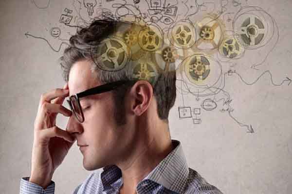 6 biểu hiện khác biệt giúp nhận biết người có IQ cao