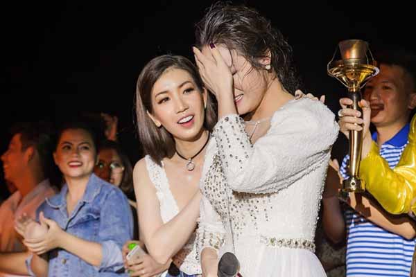 Em trai tố chồng cũ đánh đập, kề dao vào cổ Nhật Kim Anh khi bầu 4 tháng