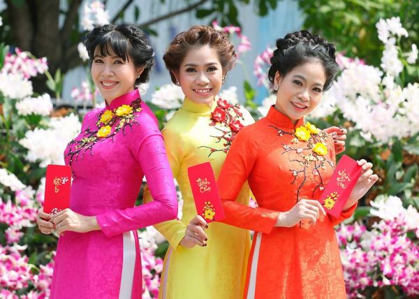 Thay lời muốn nói tháng 3: Ngọc