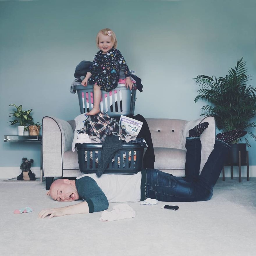 Những bức ảnh độc đáo vừa mệt vừa vui khi có con nhỏ