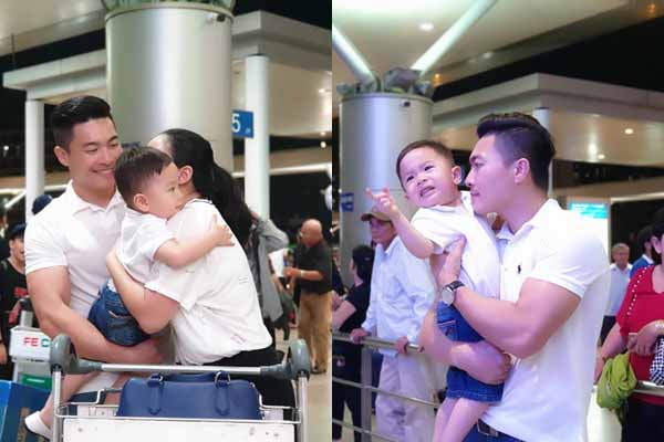Con trai mếu máo khi tiễn Hồng Phượng đi học ở Hàn Quốc