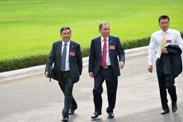 Chứng khoán xuống đáy, ông Phạm Nhật Vượng vẫn giàu gấp đôi Donald Trump