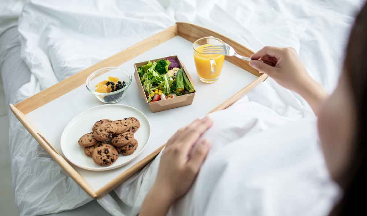 Những loại thực phẩm phụ nữ mang thai nên tránh