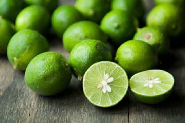 Ba bài thuốc trị bệnh từ quả chanh mọi người đều có thể tự làm