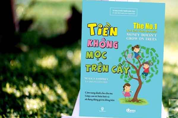 Dạy con trẻ biết quý trọng đồng tiền chỉ bằng 4 quyển sách nổi tiếng