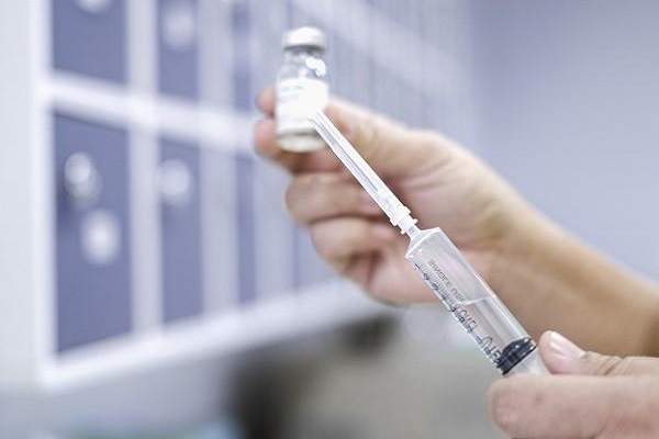 Trung Quốc thử nghiệm vắc xin ngừa COVID-19 phát triển từ tế bào côn trùng