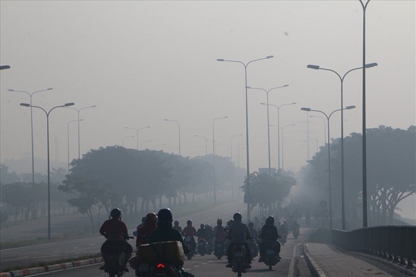 TP.HCM chìm trong sương mù sáng 22 khiến nhiều người ngạc nhiên
