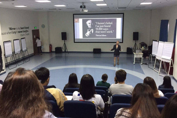 Đã qua 20/10, thử bàn một chút về Quyền bình đẳng giới