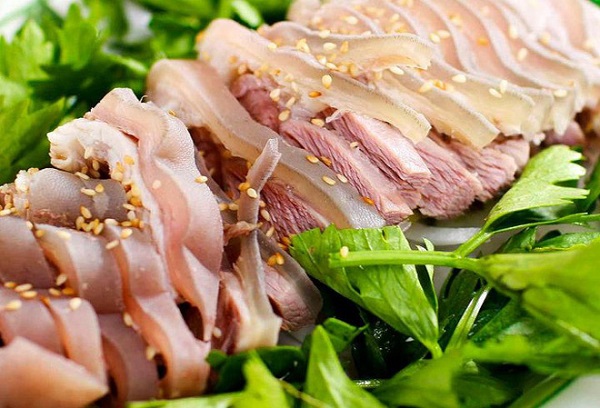 2 người nguy kịch sau khi ăn thịt dê