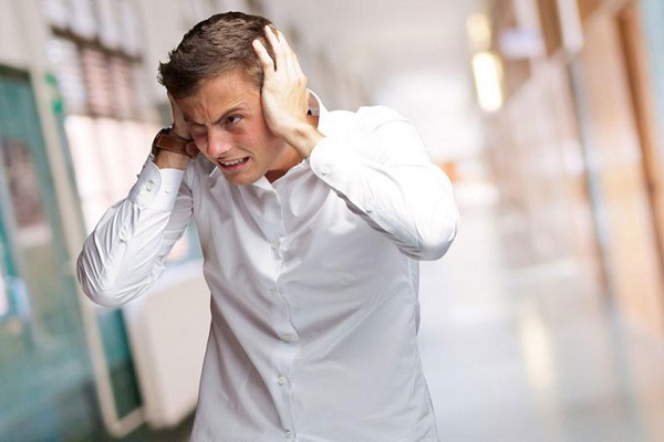 Ù tai thường xuyên là triệu chứng của những căn bệnh nguy hiểm nào?