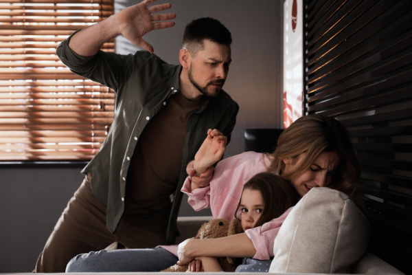 Bạo lực gia đình, nỗi đau âm ỉ cần được chữa lành