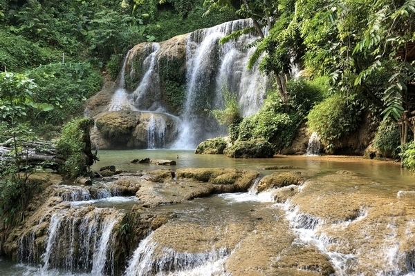 Ghé thăm dòng thác lớn nhất Hòa Bình