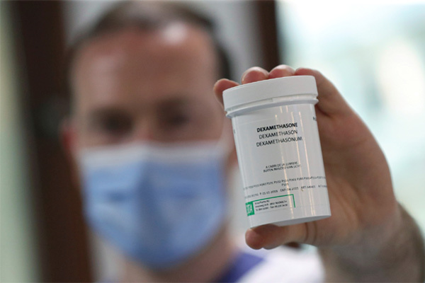 WHO hoan nghênh dùng thuốc dexamethasone điều trị COVID-19