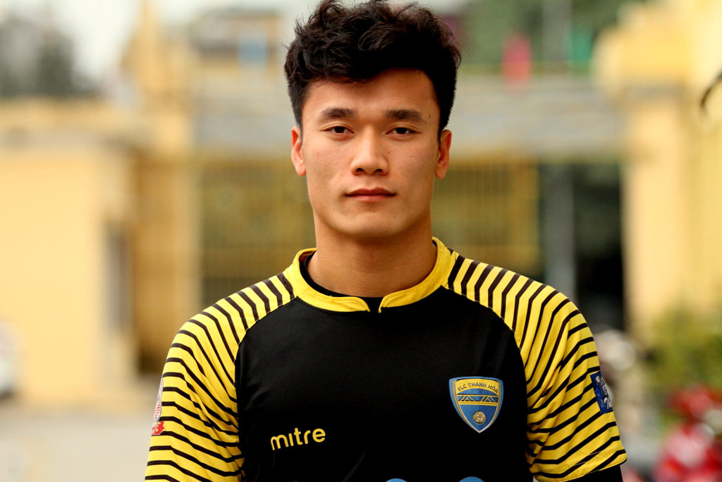 Bùi Tiến Dũng chính thức sang Nga trao giải cầu thủ hay nhất bán kết World Cup 2018