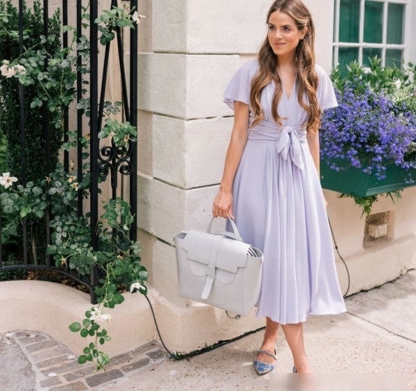 Những sắc màu nổi bật cho nàng ra phố