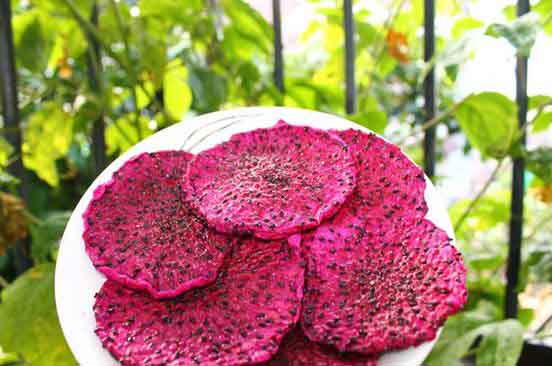 Ngạc nhiên với tác dụng không ngờ của thanh long đỏ