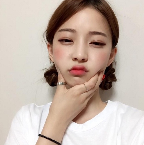 Tóc búi dễ thương