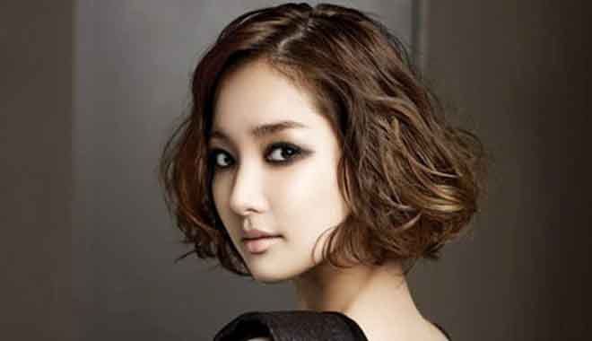 Vì sao tóc xoăn sóng nước luôn được phái đẹp ưu ái?