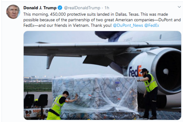 Tổng thống Trump gửi lời cám ơn ngay khi đồ bảo hộ chống dịch Việt Nam giao tới Mỹ