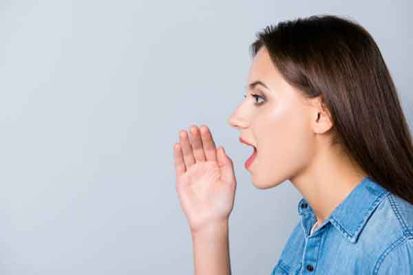 Giọng nói thay đổi ở người mắc bệnh tuyến giáp