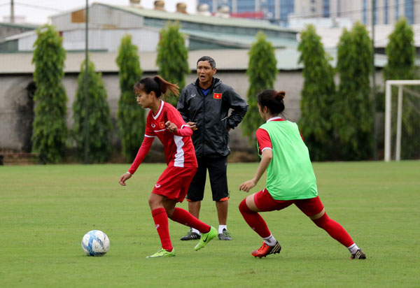HLV Mai Đức Chung: “U19 nữ Việt Nam đã sẵn sàng cho vòng loại châu Á“