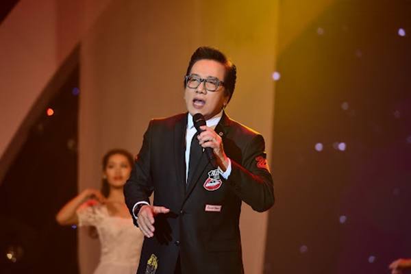 Hé lộ chuyện tình đau đớn của danh ca Elvis Phương