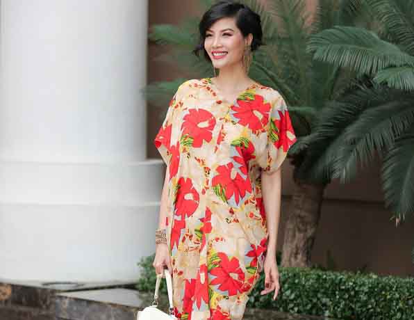 Dàn mỹ nhân không tuổi rực rỡ trong trang phục hoa của Đỗ Mạnh Cường